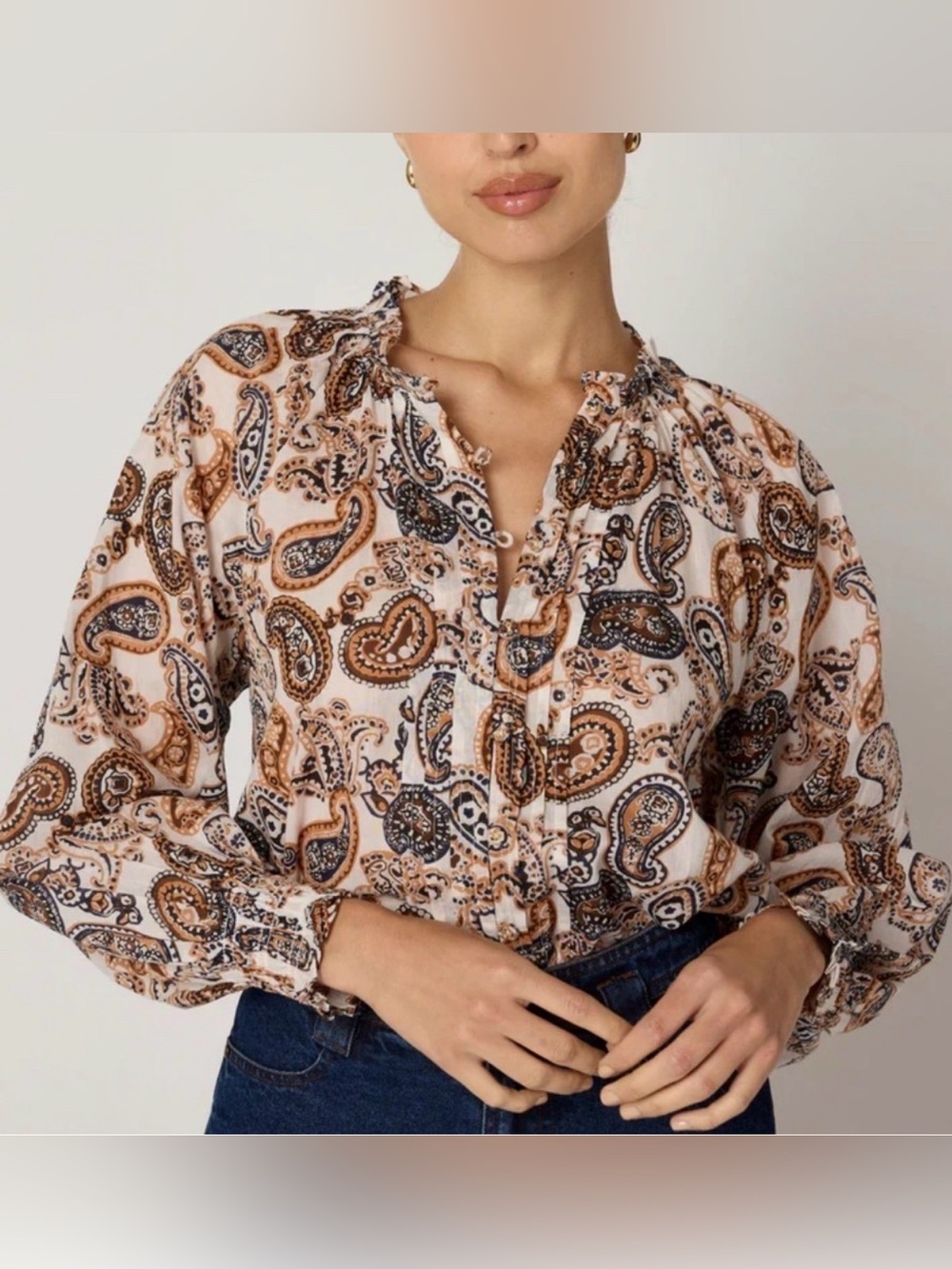 NWT Cleobella Ivy Blouse Nutmeg
Paisley Blouse XS
